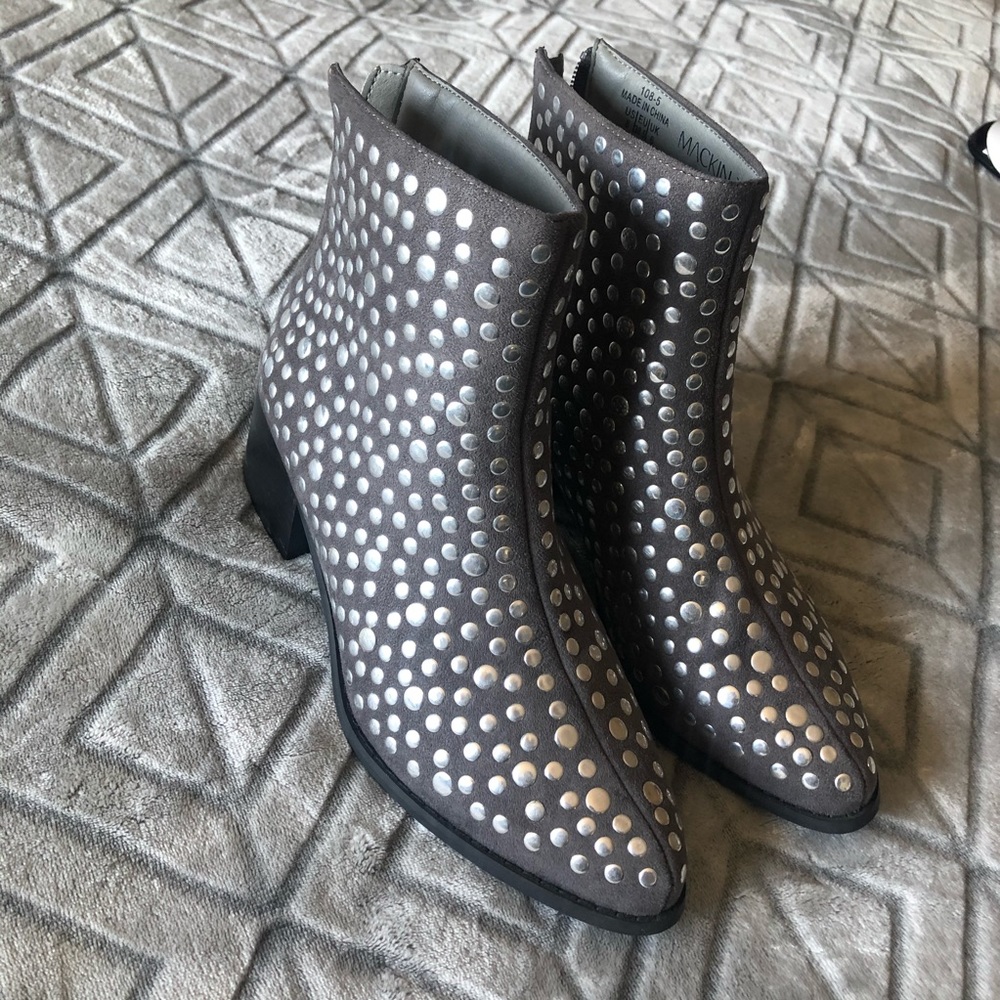 Studded boots - Picture 2 of 5